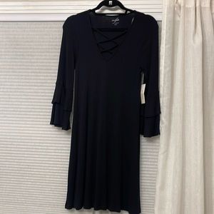 Francesca’s dress‎